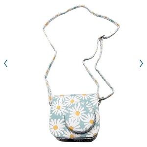NIB MINI INSTANT CAMERA instax mini turquoise white Daisy adjustable strap case